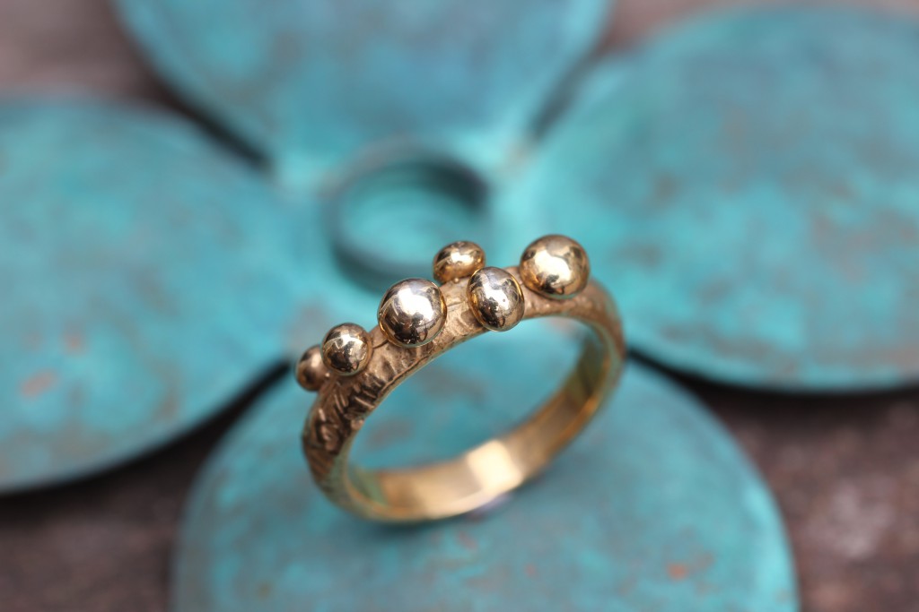 Ring 18