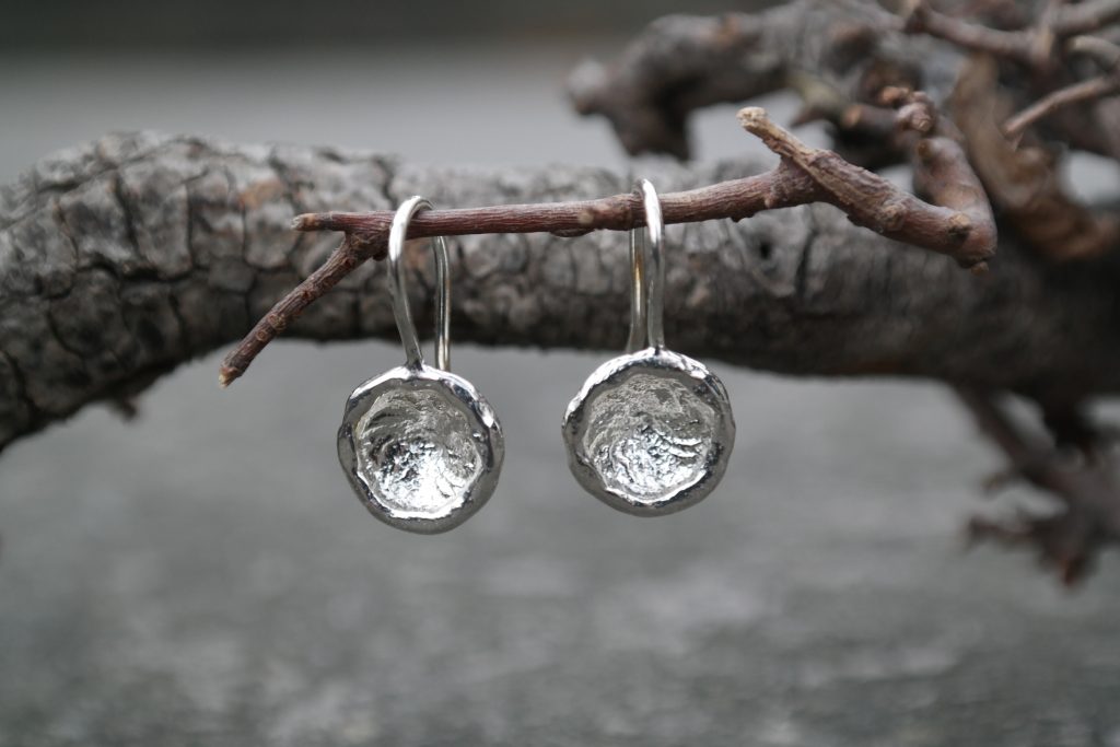 "Opium" ørering